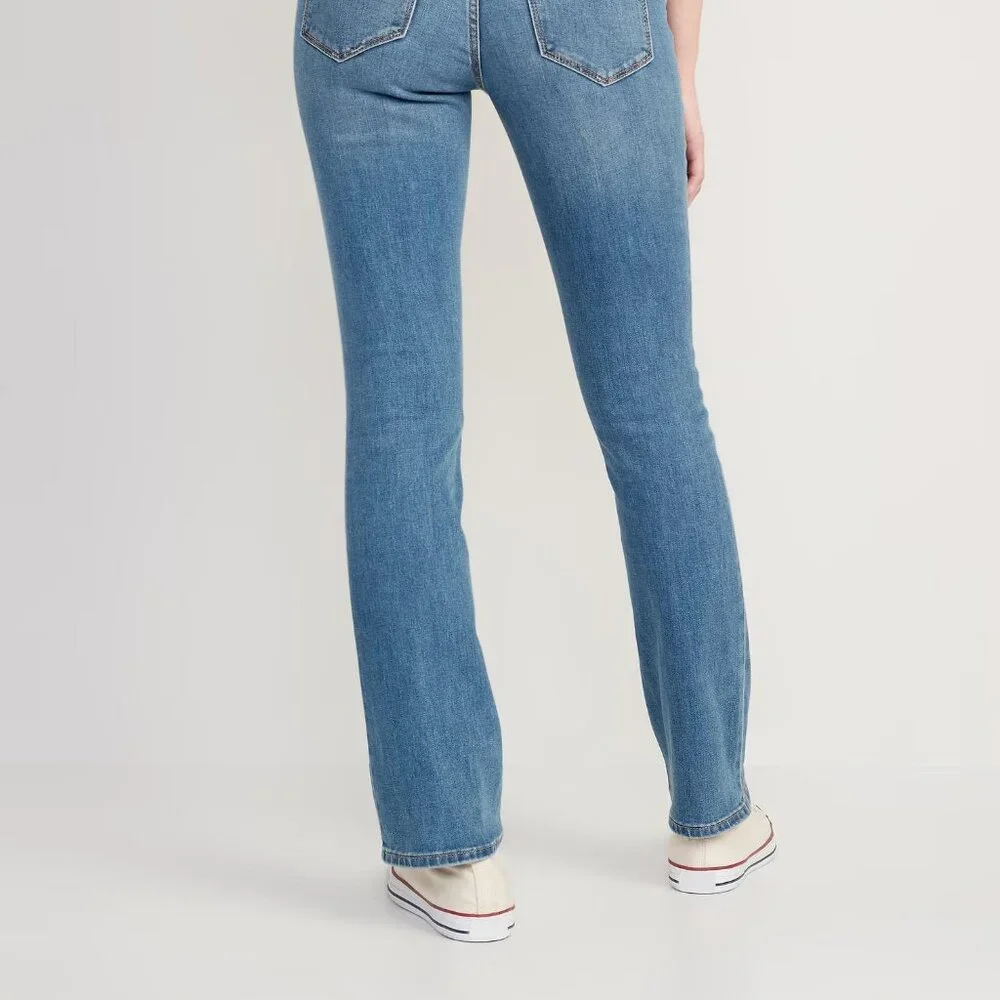 NWT Old Navy Mid-Rise Kicker Boot-Cut Jeans for Women - Picture 3 of 3